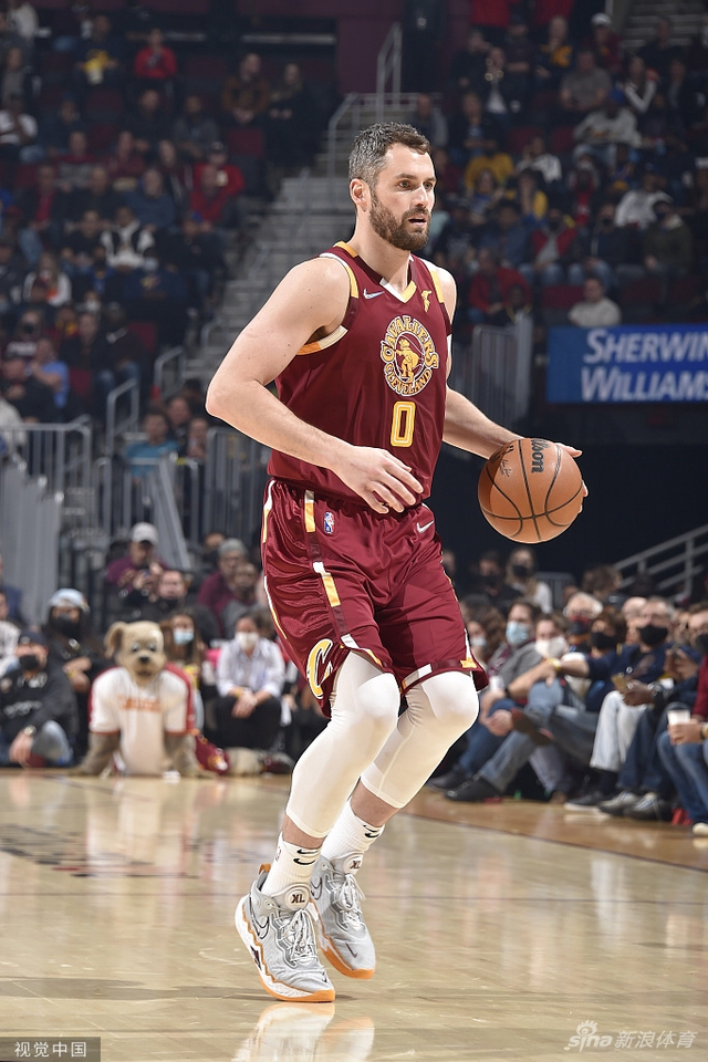 着更多的人 着更多的人