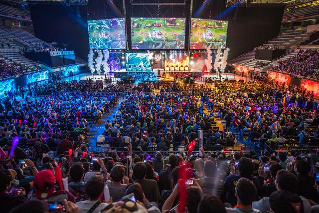 成了更为紧 成了更为紧